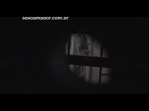 ❤️ Sarışın, içi boş tuğlaların arkasına gizlenmiş bir mahalle röntgencisi tarafından gizlice videoya alınır ❤❌ Sürtükler pornoda tr.redpornpictures.ru